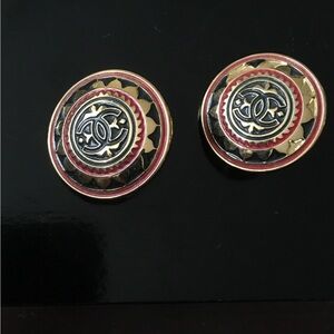 CHANEL Vintage Clip-on Earrings